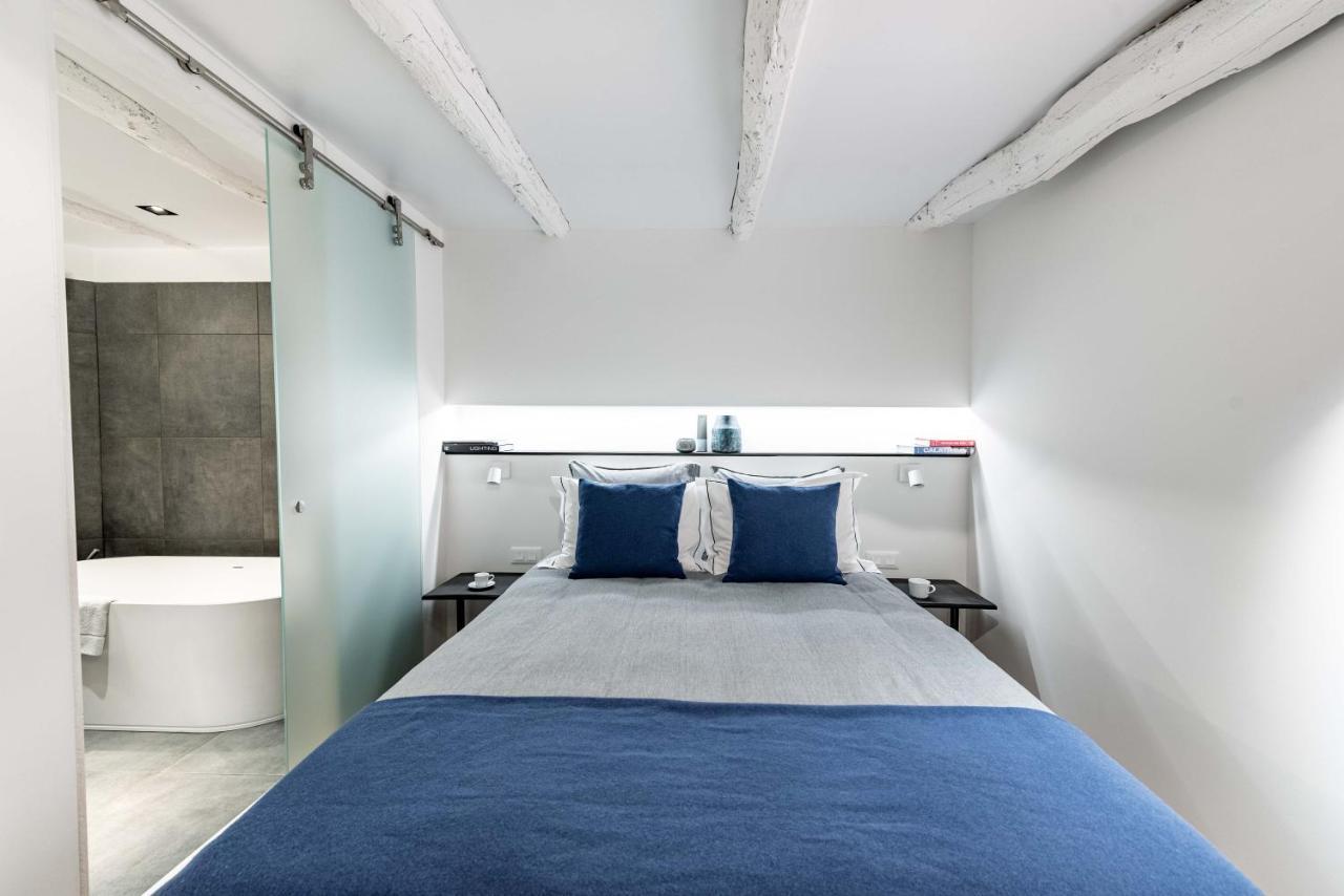Maison De La Bonne Vie Therondels Ngoại thất bức ảnh